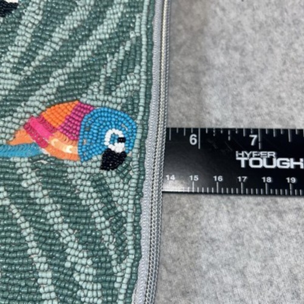 Laura Janelle Clutch Wristlet Beaded Design With Parrots, Green Two Tone NWT - Picture 7 of 7